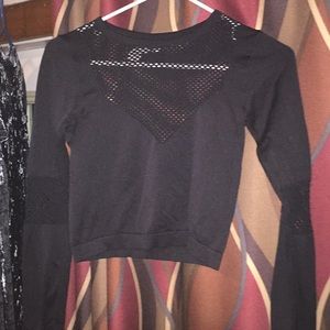 Long sleeve crop top